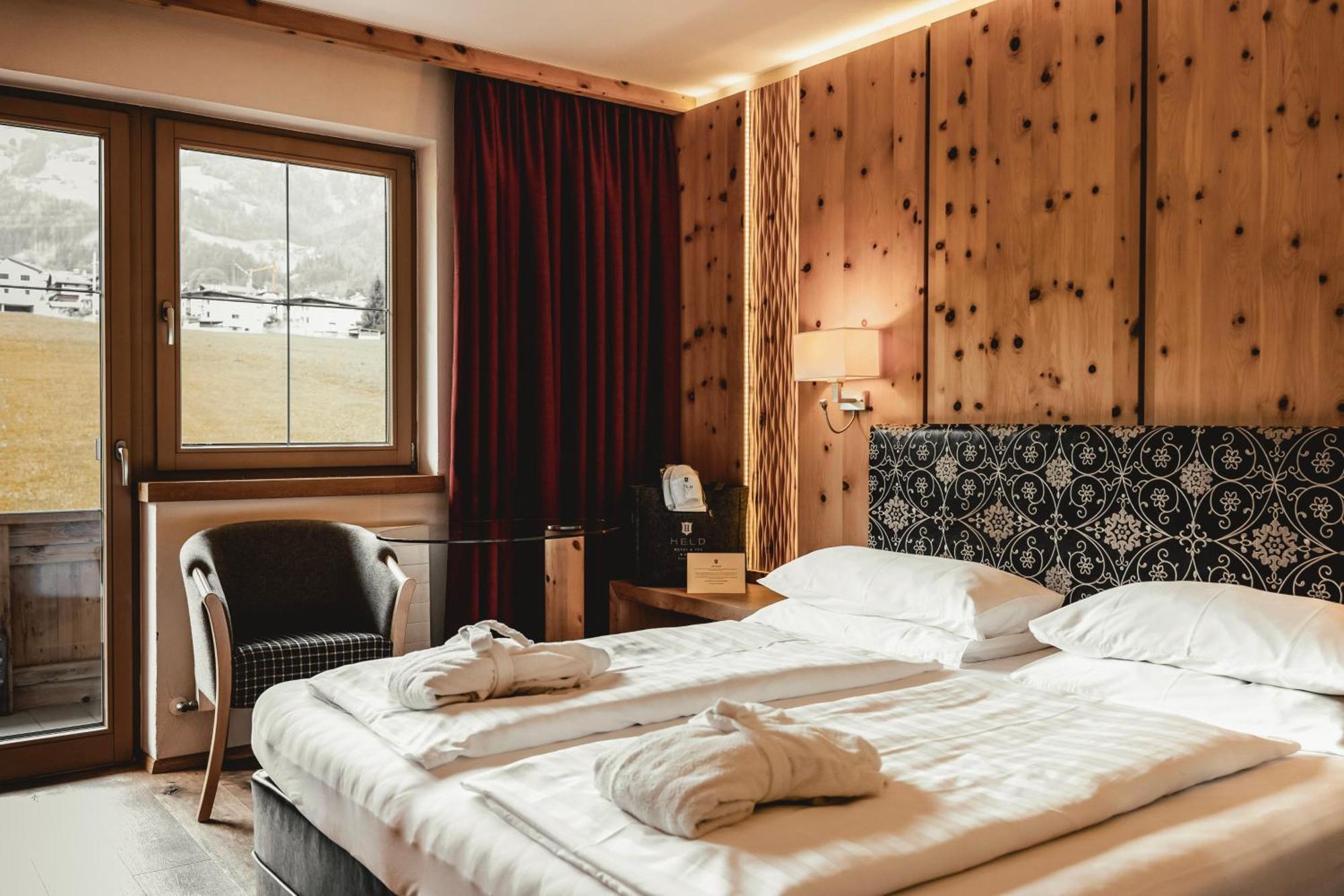 Held Hotel Fugen Bagian luar foto