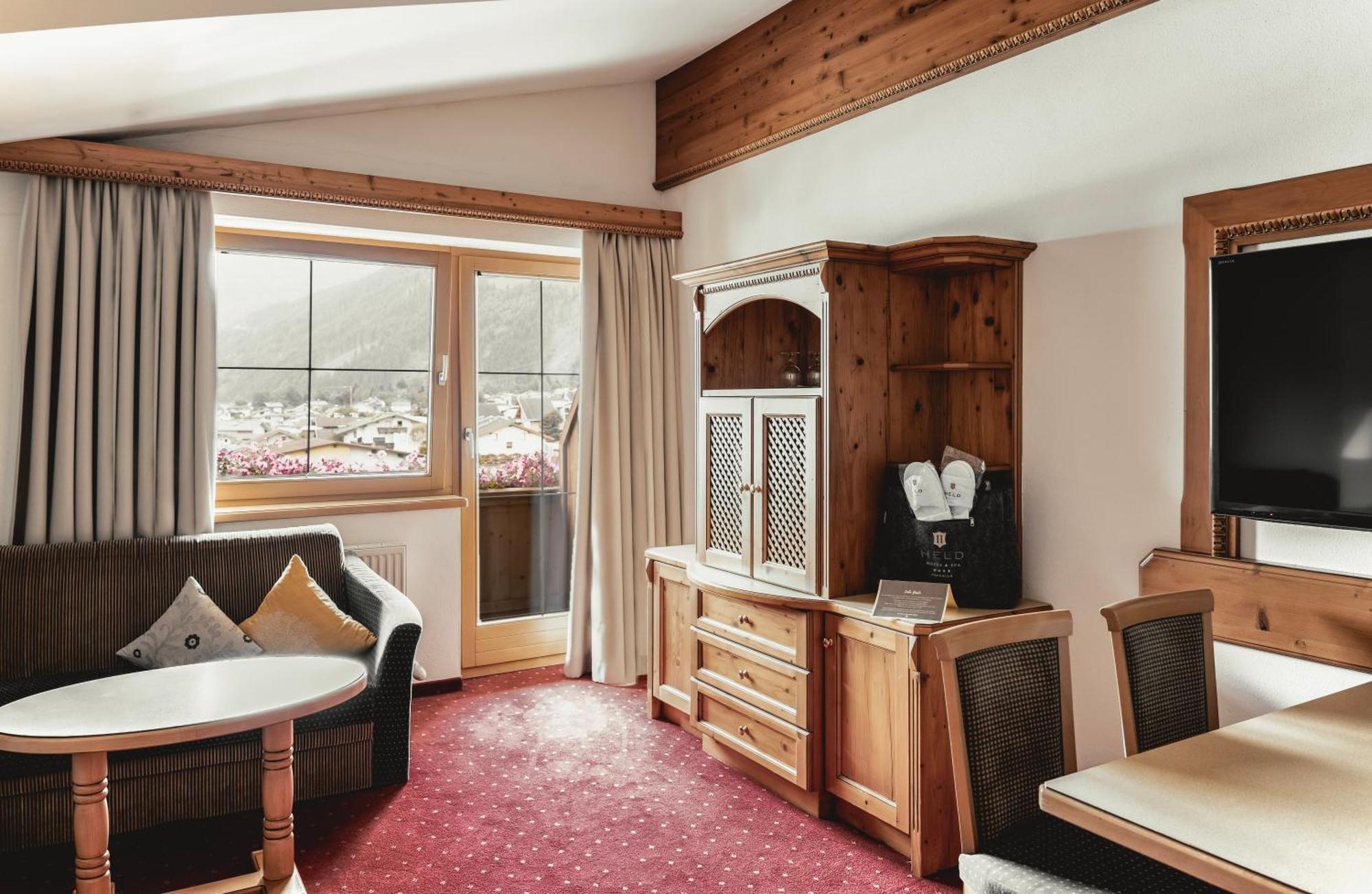 Held Hotel Fugen Bagian luar foto