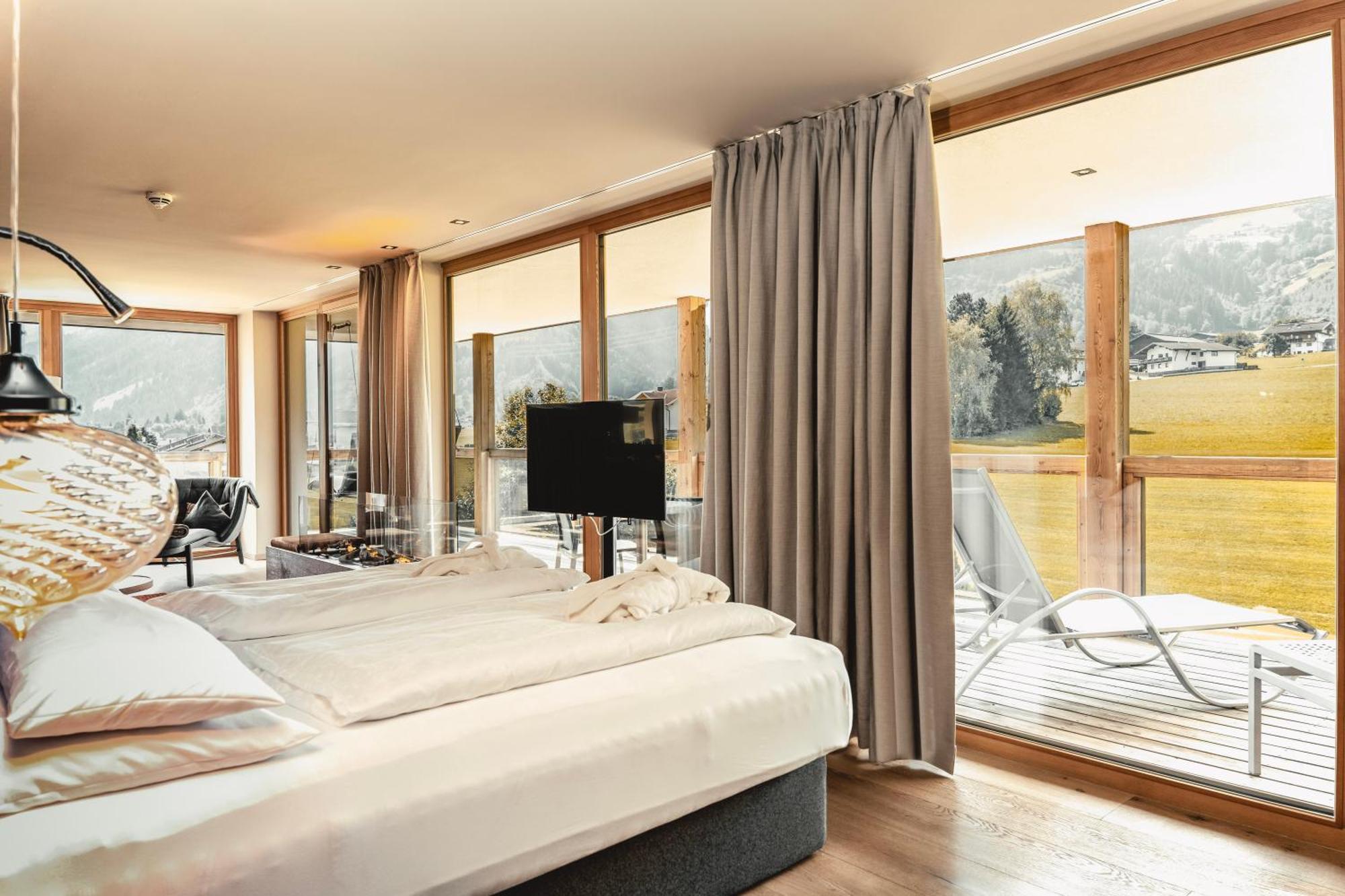 Held Hotel Fugen Bagian luar foto